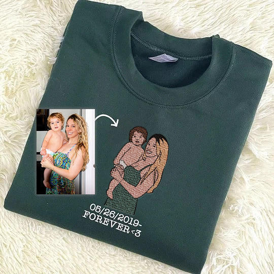 Loversdovey Custom Embroidered Hoodie Mama and Kids Portrait, Family Photo Sweatshirt