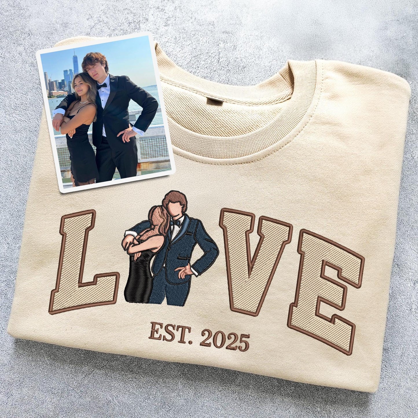 Loversdovey Personalized Embroidered Photo Couple LOVE Est Year Crewneck/Hoodie/T-shirt