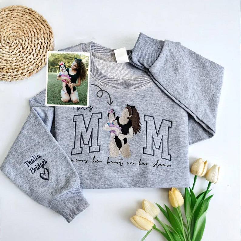 Mom Wears Her Heart on Her Sleeves - Custom Thread Mama Sweatshirt with Photo Gift for Mom