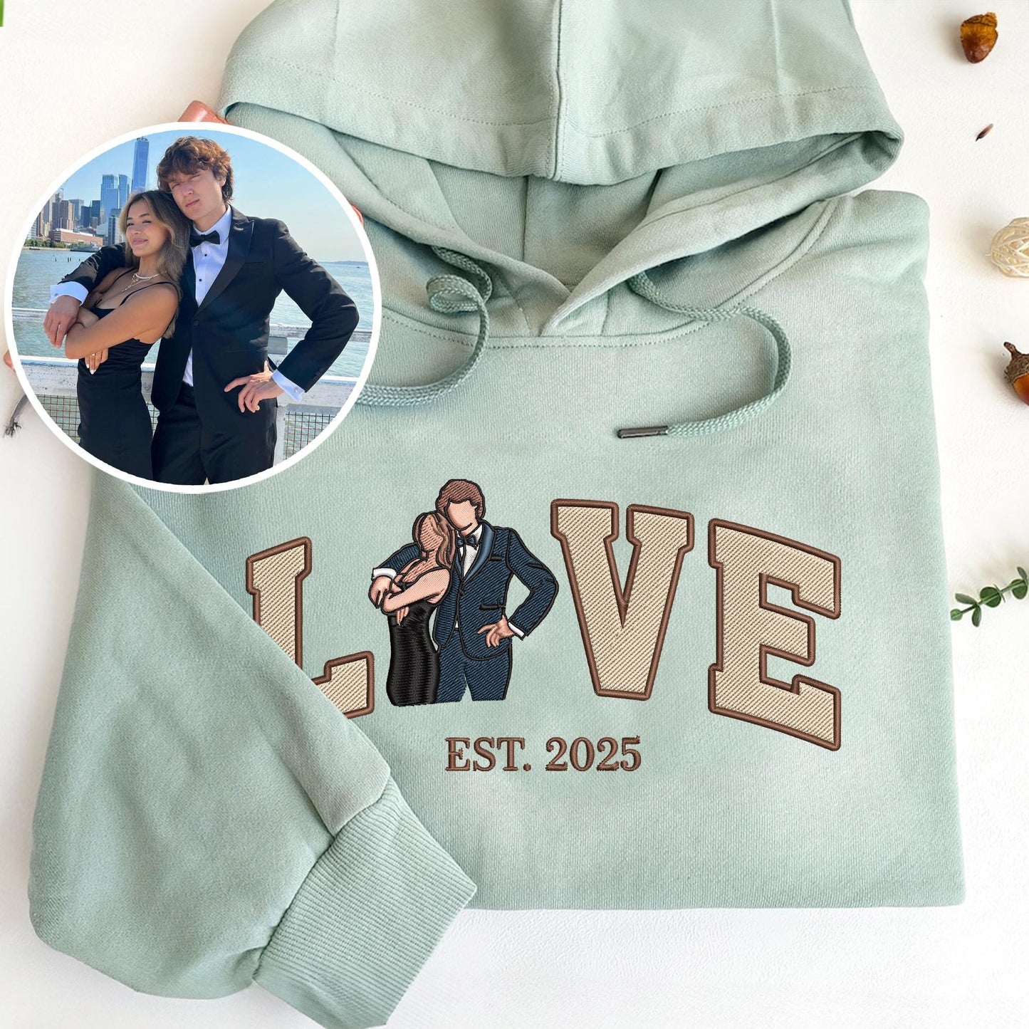 Loversdovey Personalized Embroidered Photo Couple LOVE Est Year Crewneck/Hoodie/T-shirt
