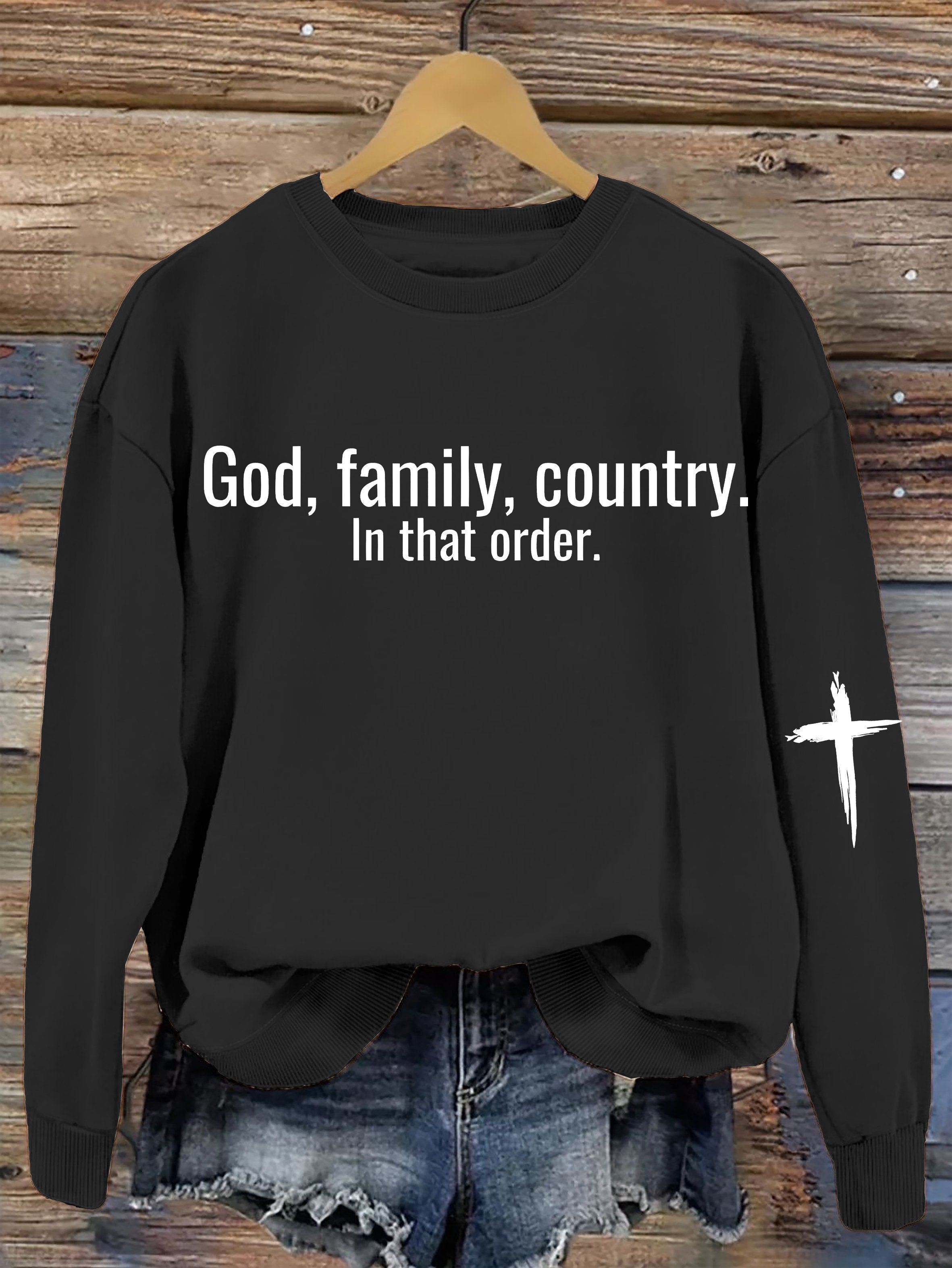 God Family Country in that order Women's Printed Sweatshirt