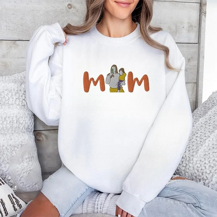Mum Sweatshirt with Photo, Custom Embroidered Hoodie Mum and Kids Portrait