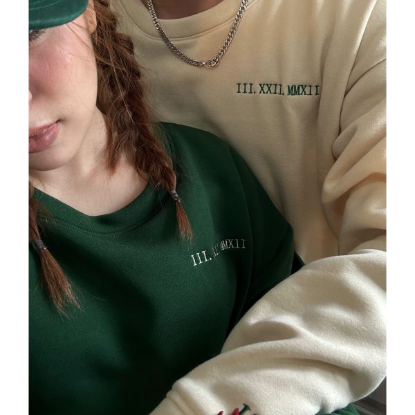 👩‍❤️‍👨Custom Roman Numeral Date Couple's Sweatshirt