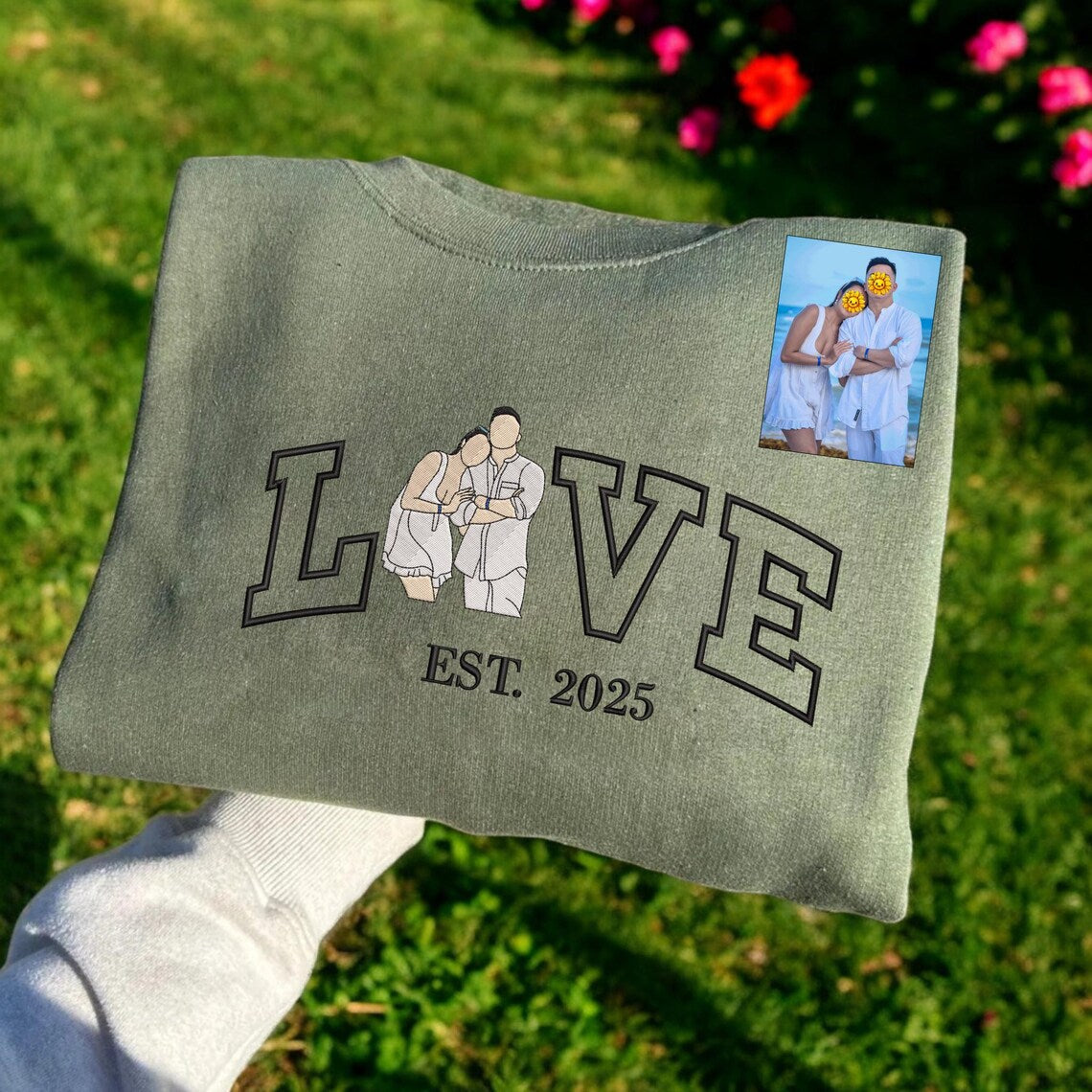 Loversdovey Personalized Embroidered Photo Couple LOVE Est Year Crewneck/Hoodie/T-shirt