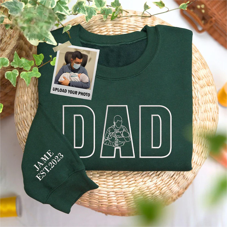 Custom Dada Portrait Embroidered Sweatshirt with Kids' Names on Sleeve – Father's Day Gift