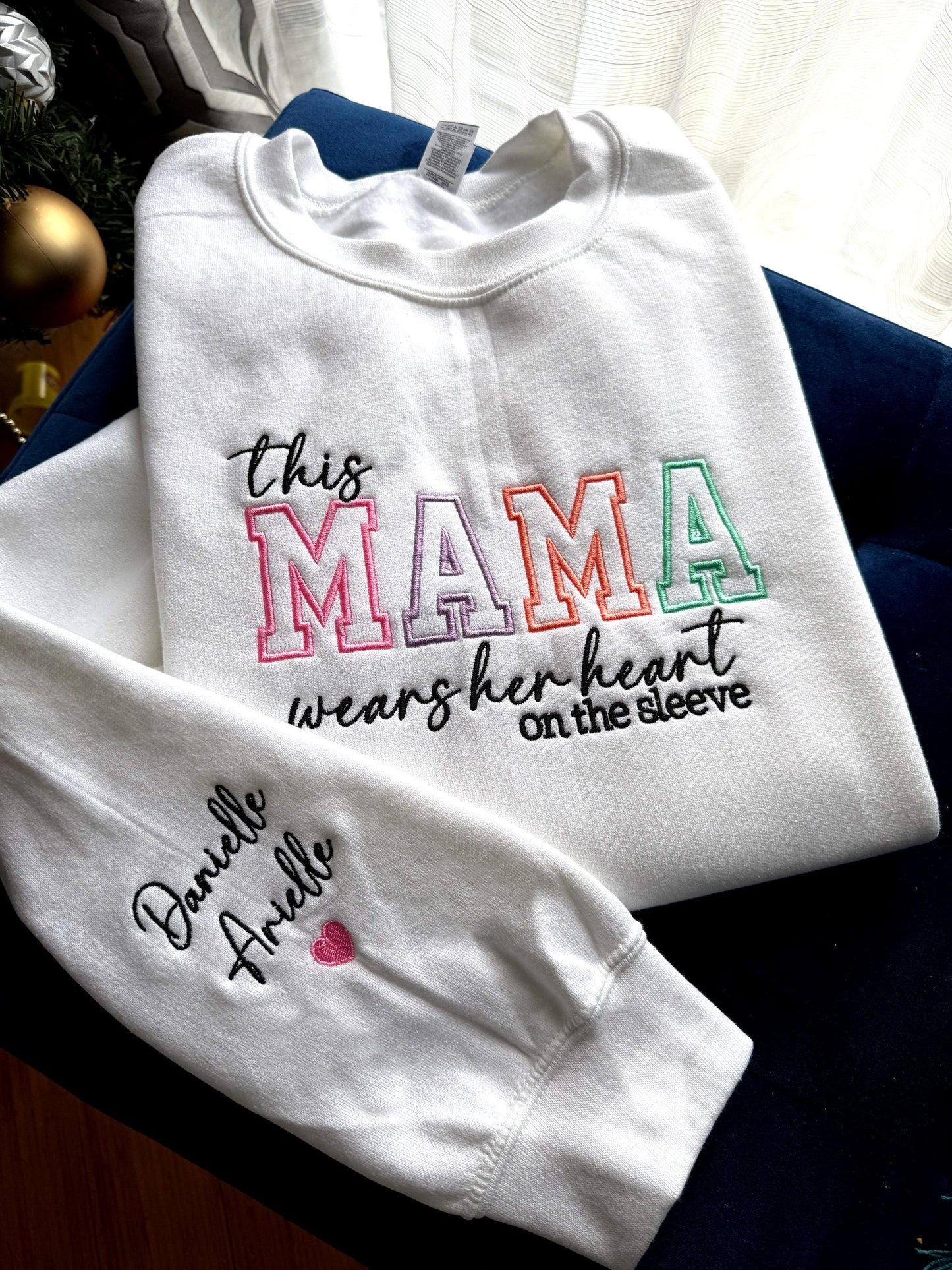Mom Wears Her Heart on Her Sleeves Custom Embroidered T-Shirt Crew Neck Hooded Sweatshirt Gift for Mom