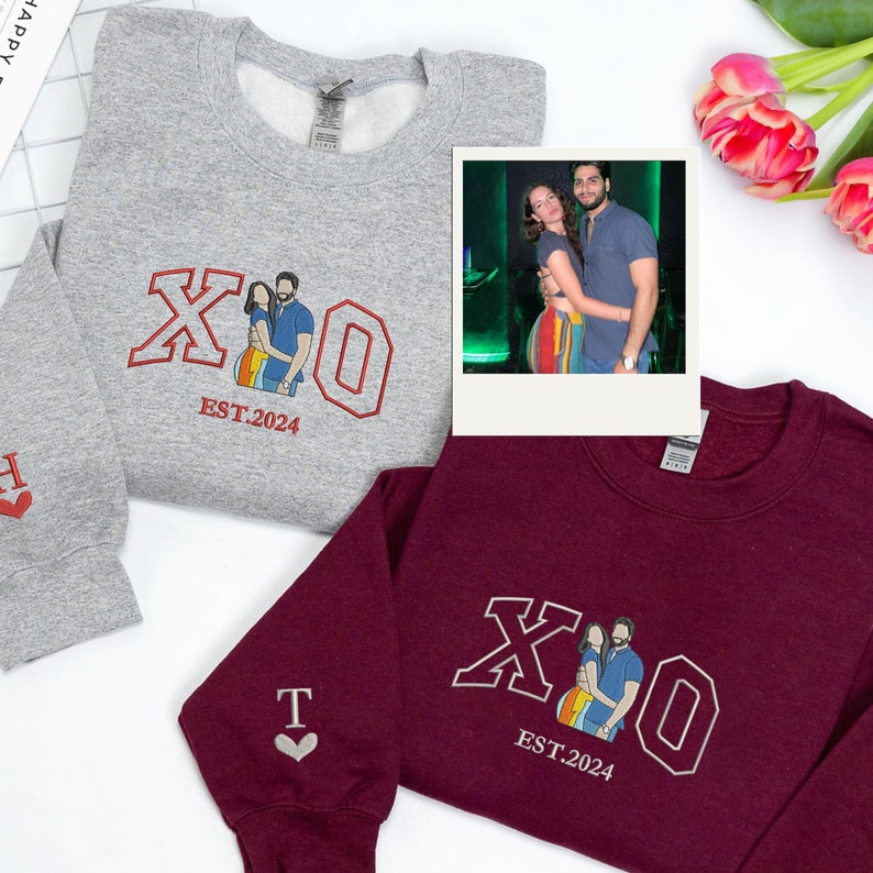 Loversdovey Customized Couples Hoodies | Embroidered Couple Portrait Matching Sweatshirt | Husband Wife Hoodies