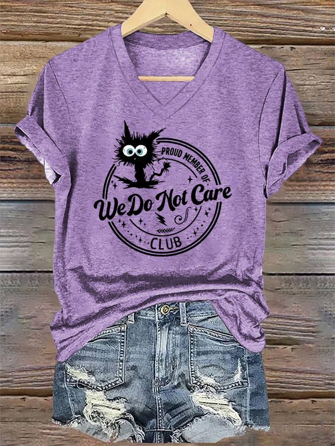 V-Neck Retro Funny Proud Member Of  Club We Do Not Care Menopause Perimenopause Print T-Shirt