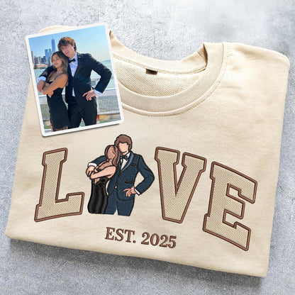 Loversdovey Personalized Embroidered Photo Couple LOVE Est Year Crewneck/Hoodie/T-shirt