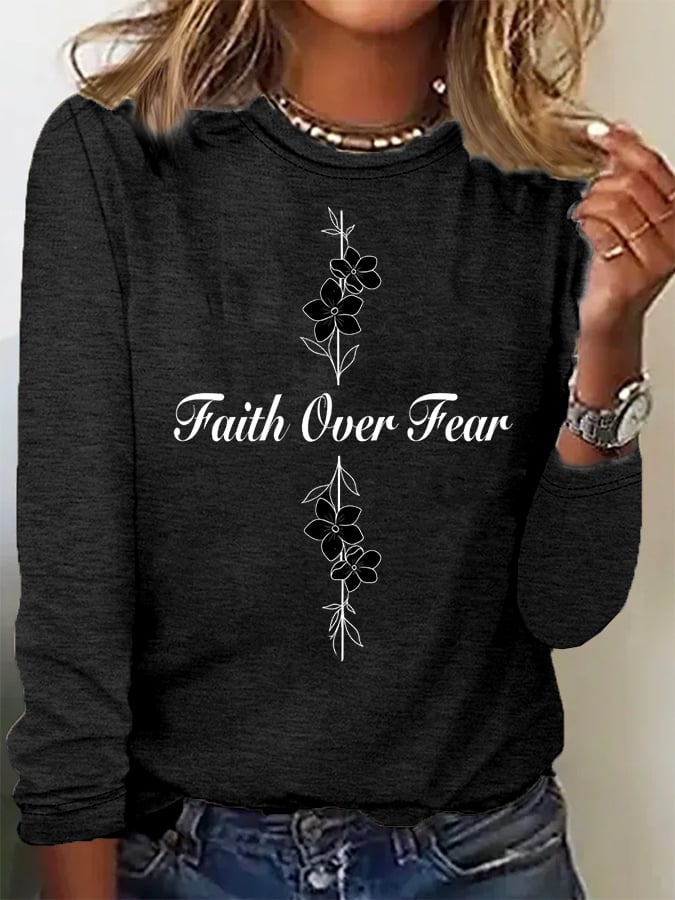 Women's Casual Faith Overcomes Fear Cross Colored Cotton Long-Sleeved T-Shirt