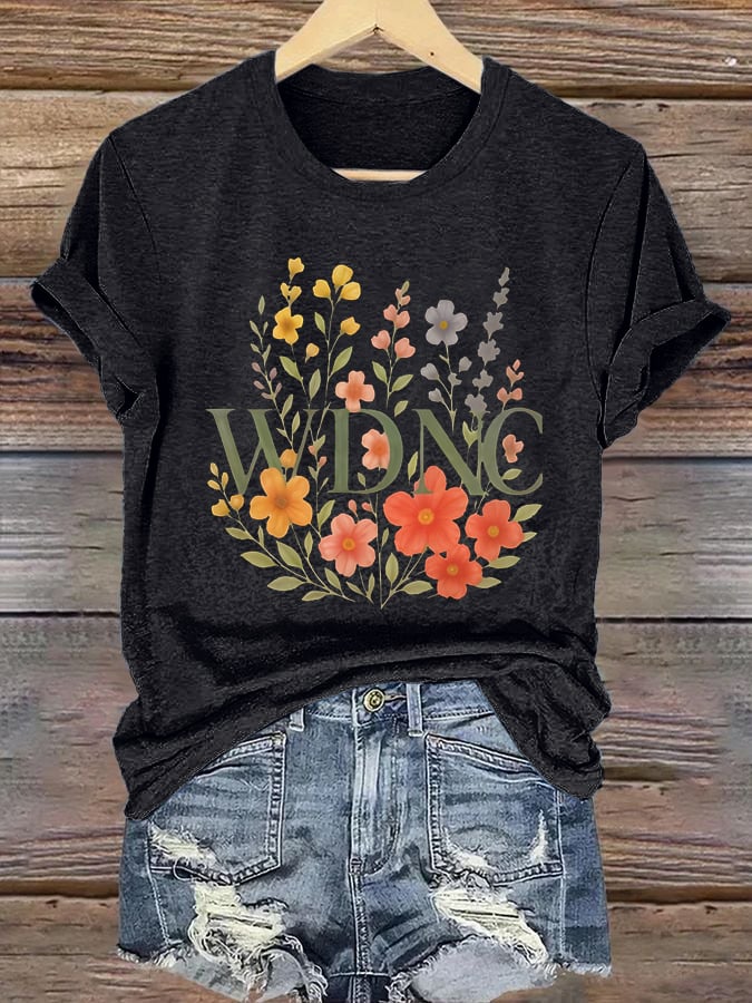 🔥Buy 3 Get 15% Off🔥Women's WDNC Menopause and Perimenopause Print T-Shirt