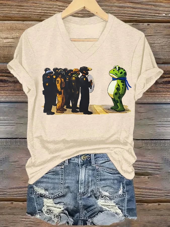 🔥Buy 3 Get 15% Off🔥V-neck Women's  Portland Frog print T-Shirt