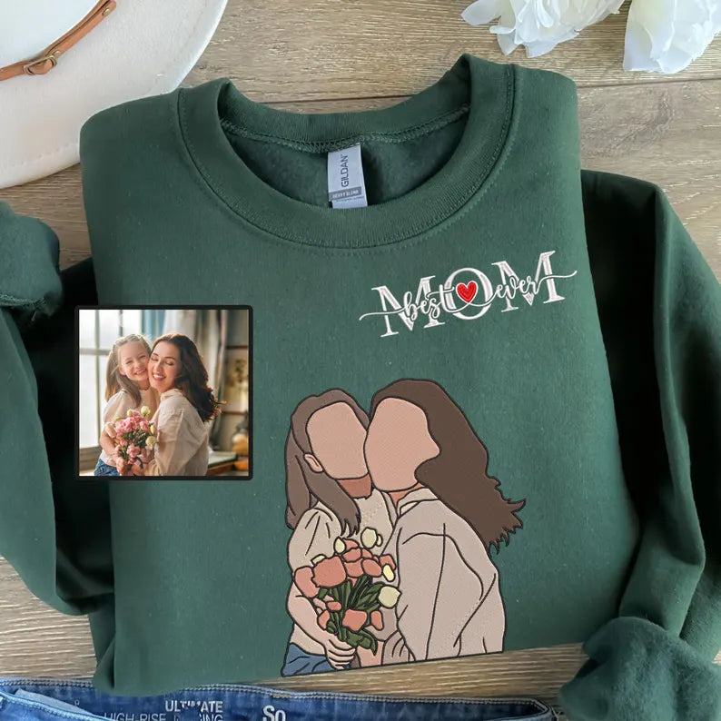 Custom Embroidered Mom Sweatshirt with Personalized Photo & Kids Names, Unique Mother’s Day Gift, Best Mom Ever Hoodie