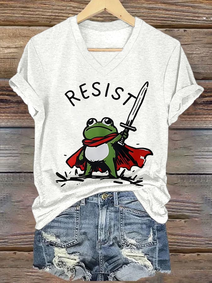 🔥Buy 3 Get 15% Off🔥Women's Resist Frog Print V Neck T-shirt