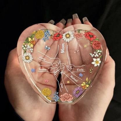 A Mother’s Heart Is A Garden Of Love - Family Personalized Custom 3D Crystal Heart Shaped - Mother's Day, Gift For Mom, Daughter