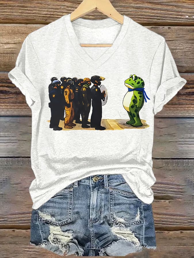 🔥Buy 3 Get 15% Off🔥V-neck Women's  Portland Frog print T-Shirt