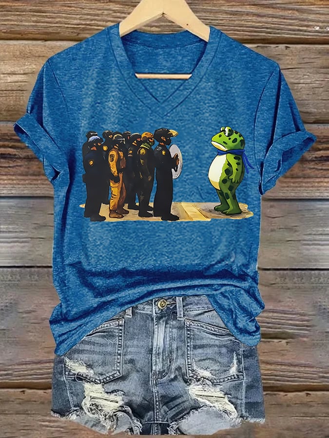 🔥Buy 3 Get 15% Off🔥V-neck Women's  Portland Frog print T-Shirt