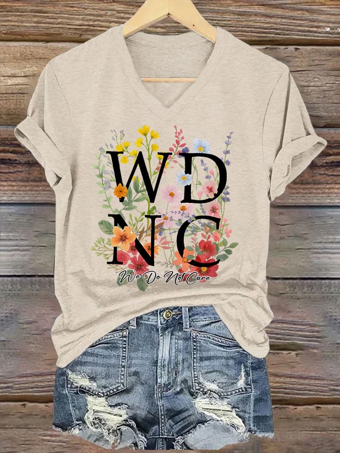 🔥Buy 3 Get 15% Off🔥V-Neck Retro Funny WDNC Menopause Perimenopause Print T-Shirt