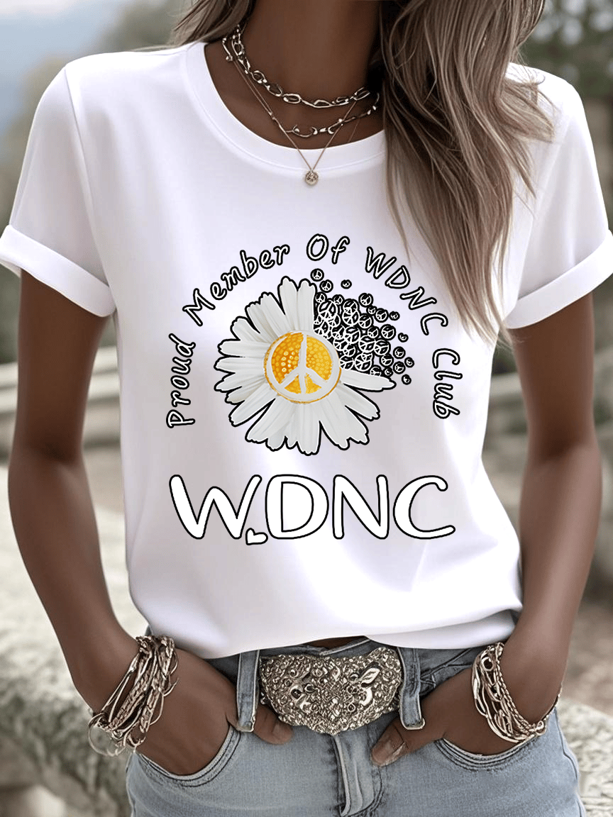 🔥Buy 3 Get 15% Off🔥Women's WDNC Menopause and Perimenopause Print T-Shirt