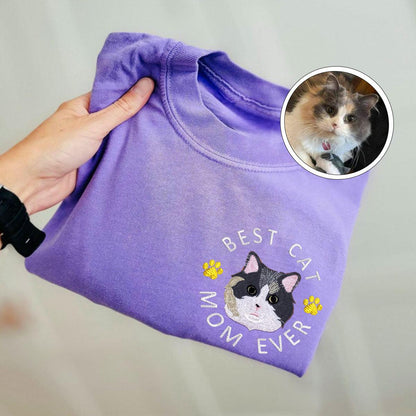Custom Full-Color Best Cat Mom Ever Embroidered T-Shirt | Gift For Pet Lovers