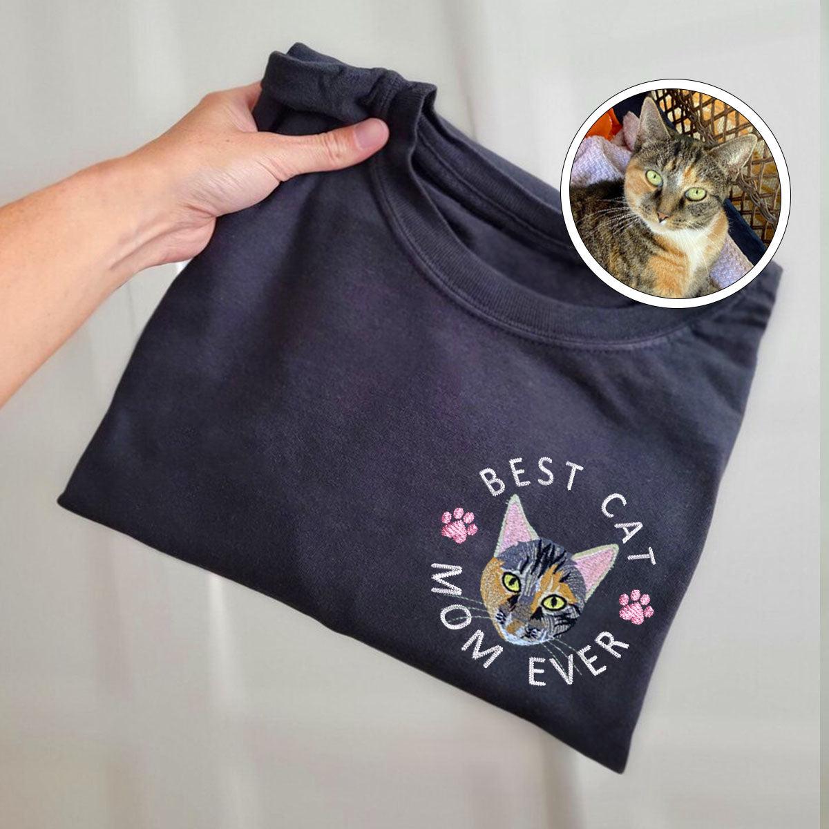 Custom Full-Color Best Cat Mom Ever Embroidered T-Shirt | Gift For Pet Lovers