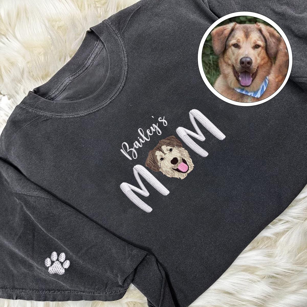 Custom Full-Color Pet Mom With Name Embroidered T-Shirt | Gift For Pet Lovers