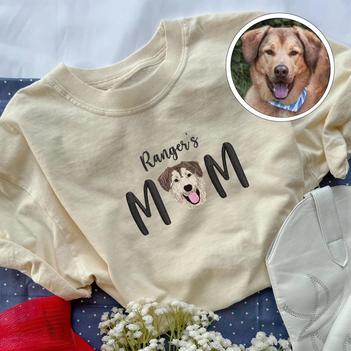 Custom Full-Color Pet Mom With Name Embroidered T-Shirt | Gift For Pet Lovers