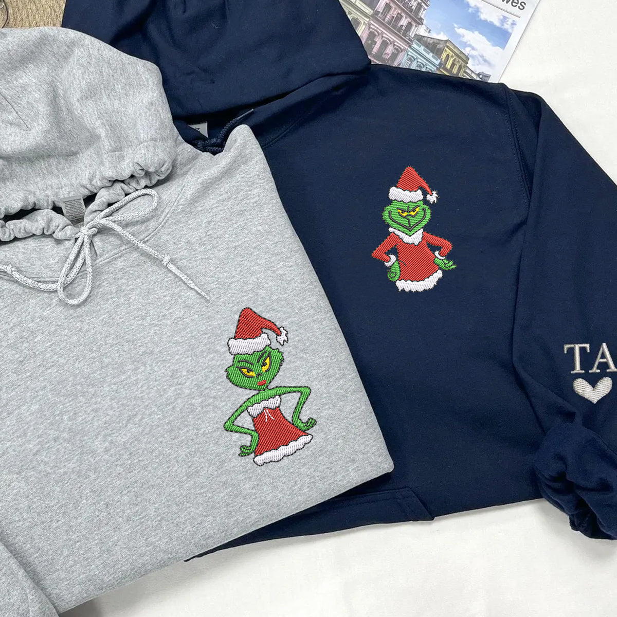 Custom Embroidered Hoodies For Couples, Cute Green Christmas Cartoon Couples Embroidered Hoodie