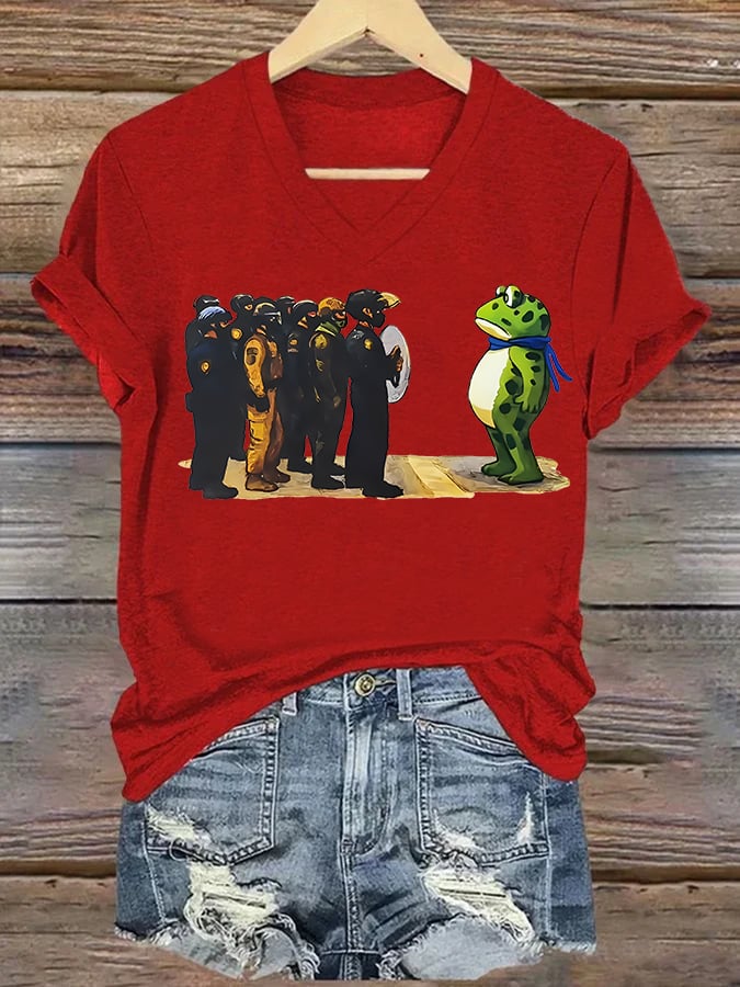 🔥Buy 3 Get 15% Off🔥V-neck Women's  Portland Frog print T-Shirt