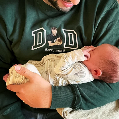 Custom Dada Portrait Embroidered Sweatshirt with Kids' Names on Sleeve – Father's Day Gift