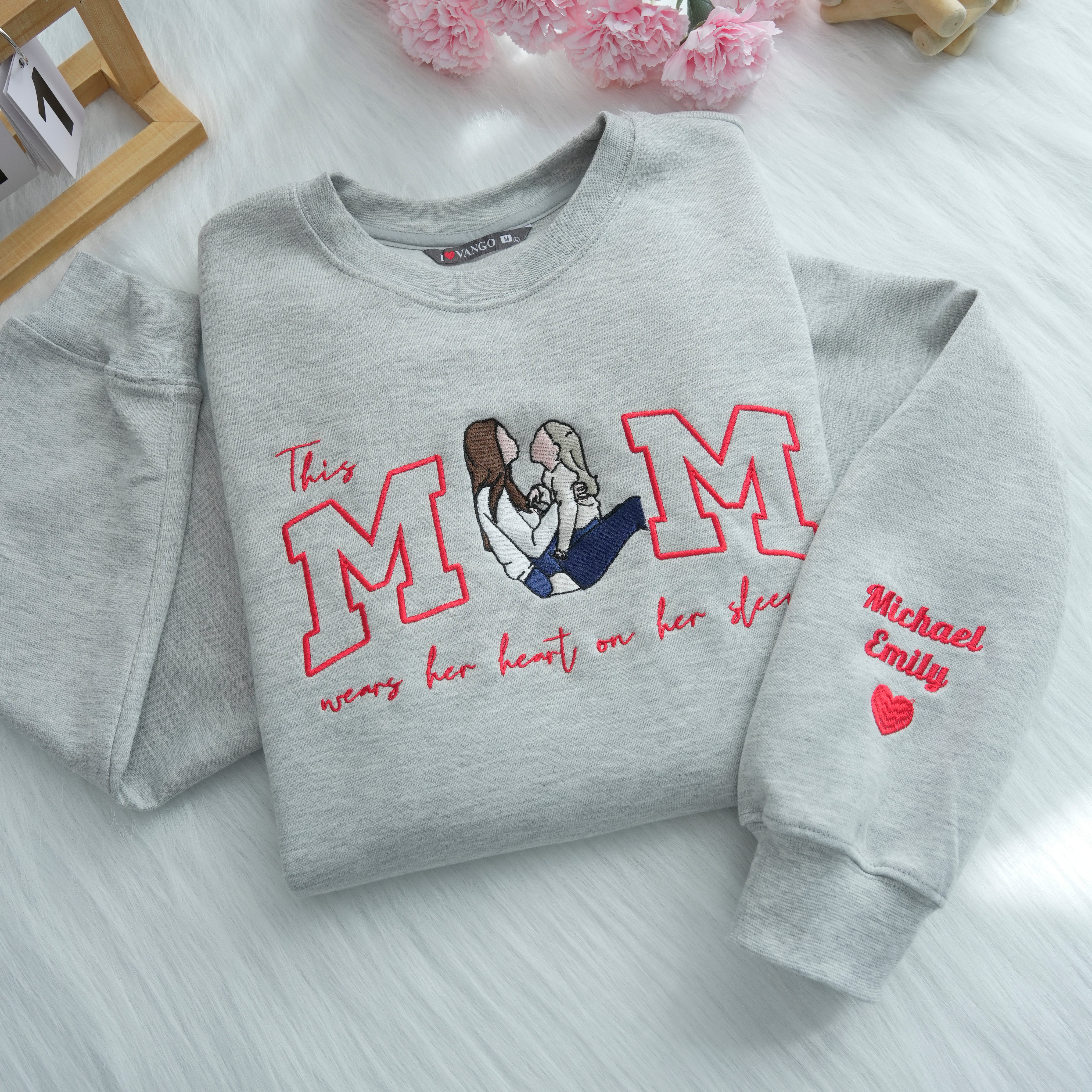 Mom Wears Her Heart on Her Sleeves - Custom Thread Mama Sweatshirt with Photo Gift for Mom