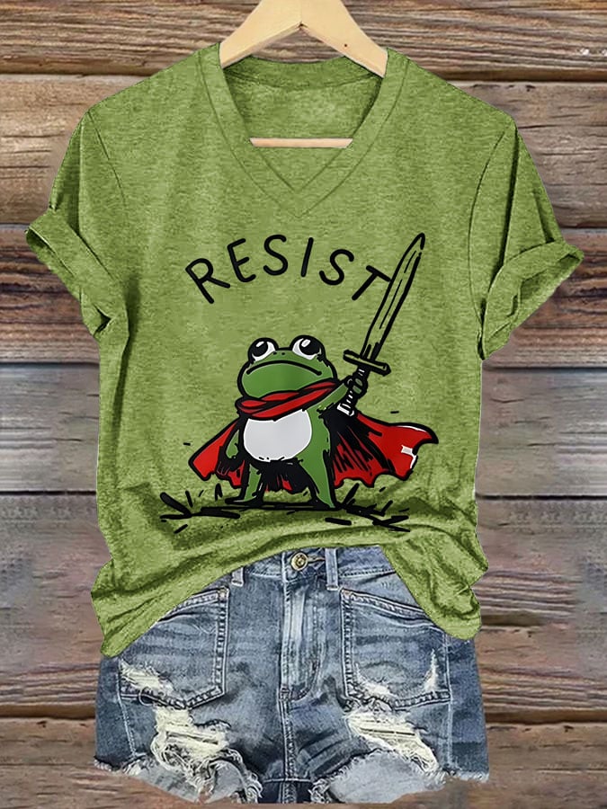 🔥Buy 3 Get 15% Off🔥Women's Resist Frog Print V Neck T-shirt